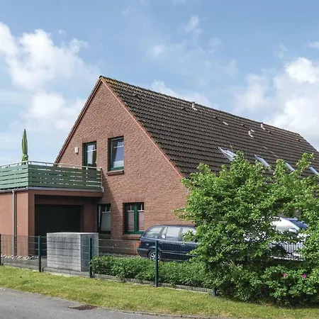 2 Bedroom Cozy In Lägenhet